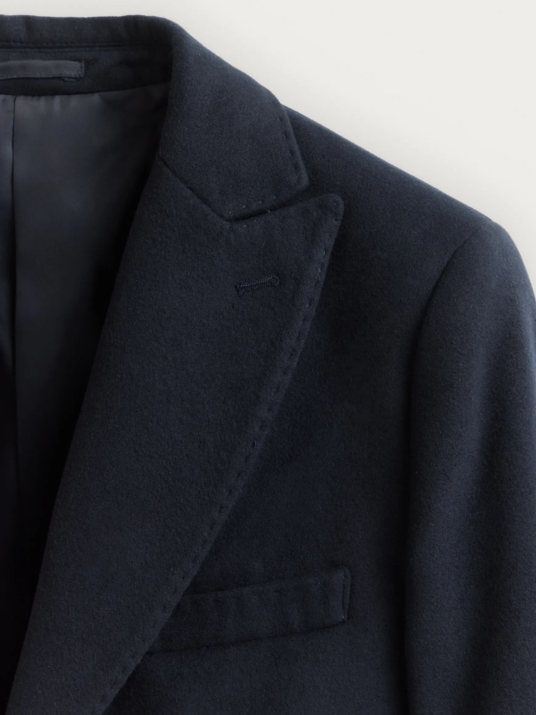ABRIGO NERON-Alvaro Moreno New