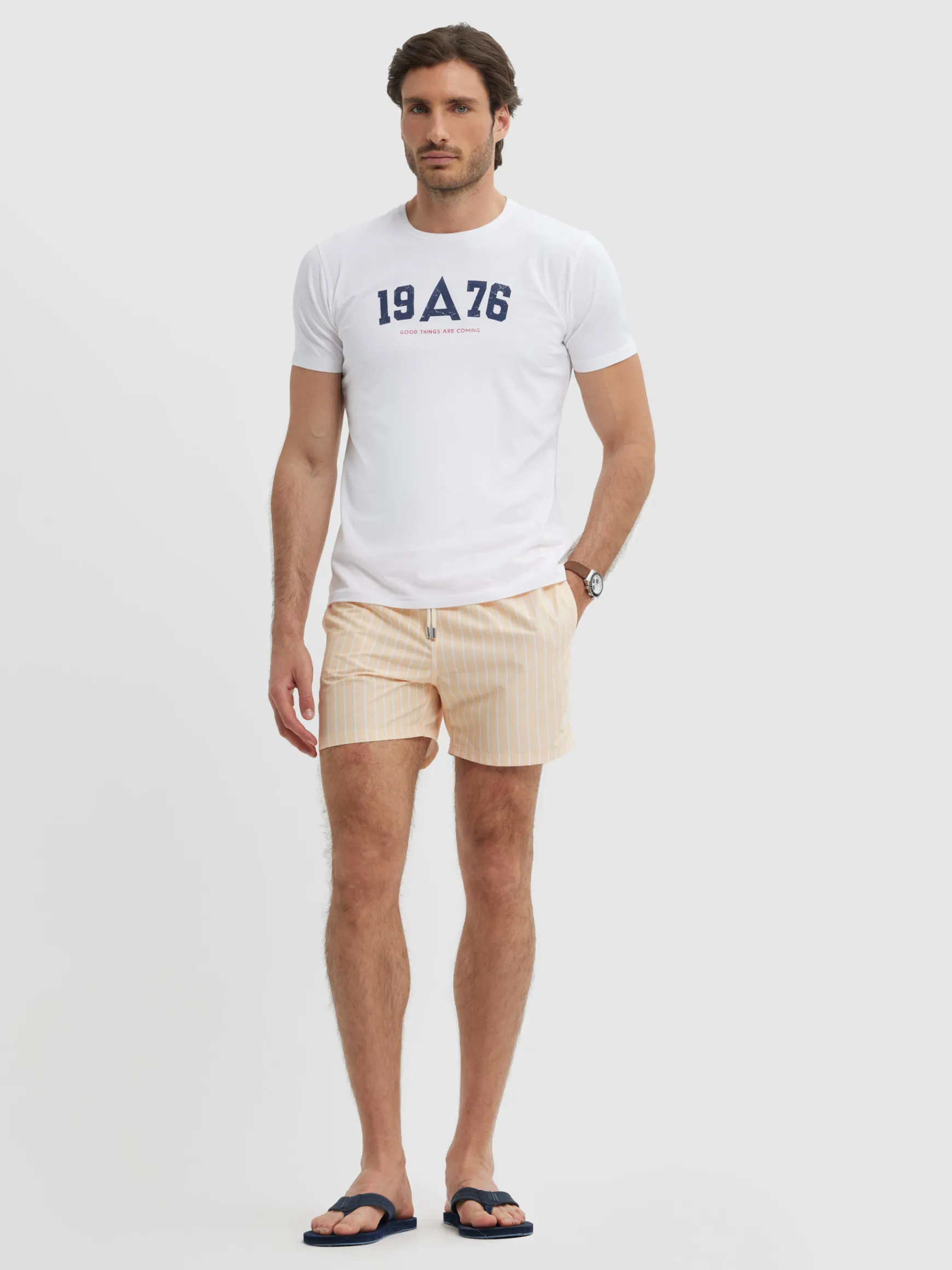CAMISETA COLLEGE-Alvaro Moreno Sale