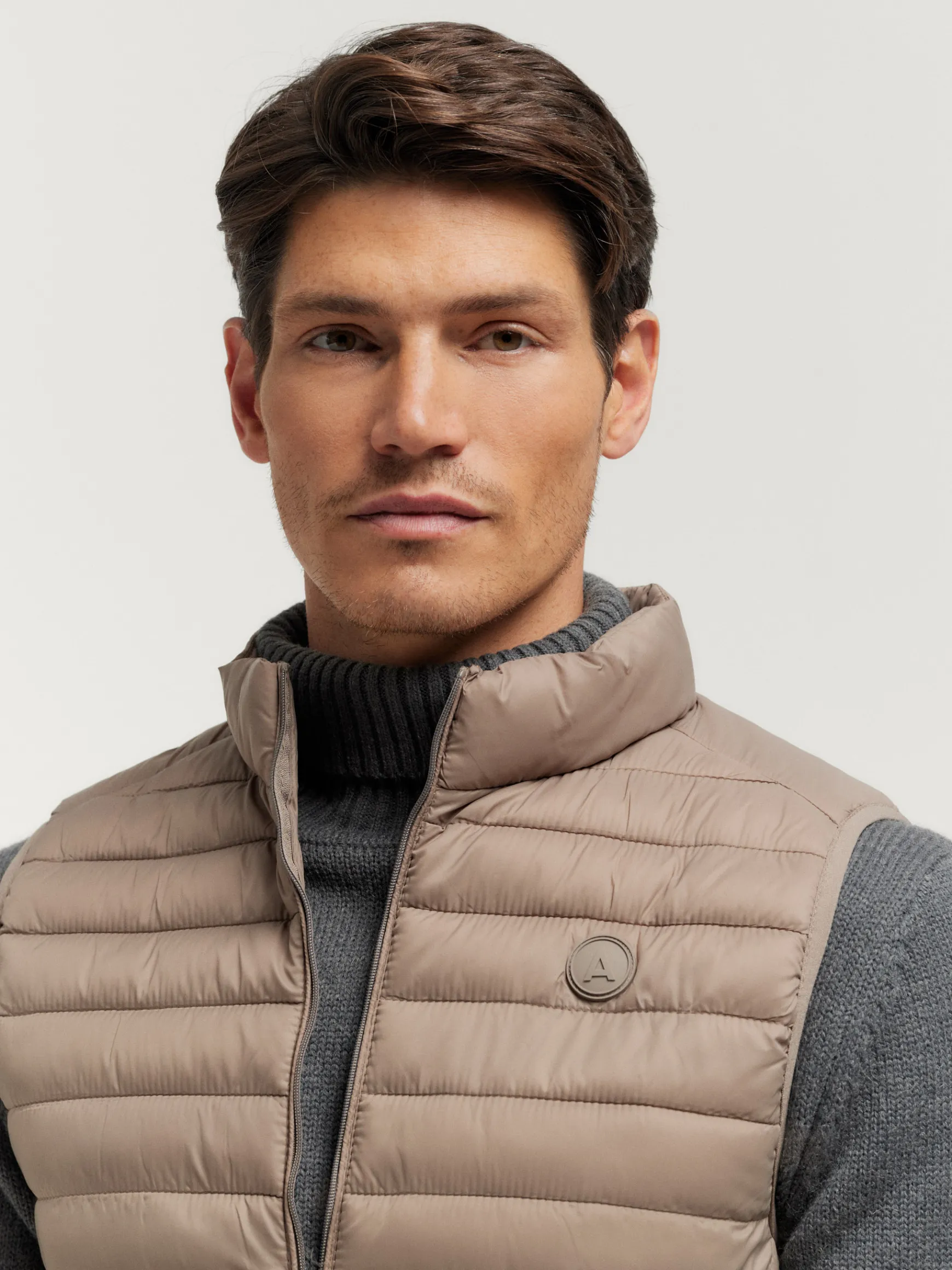 CHALECO NIRO-Alvaro Moreno Discount