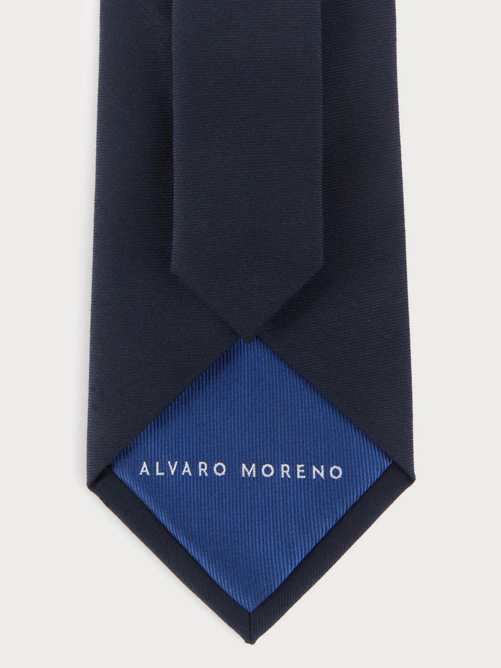 CORBATA LISA MATE-Alvaro Moreno Hot