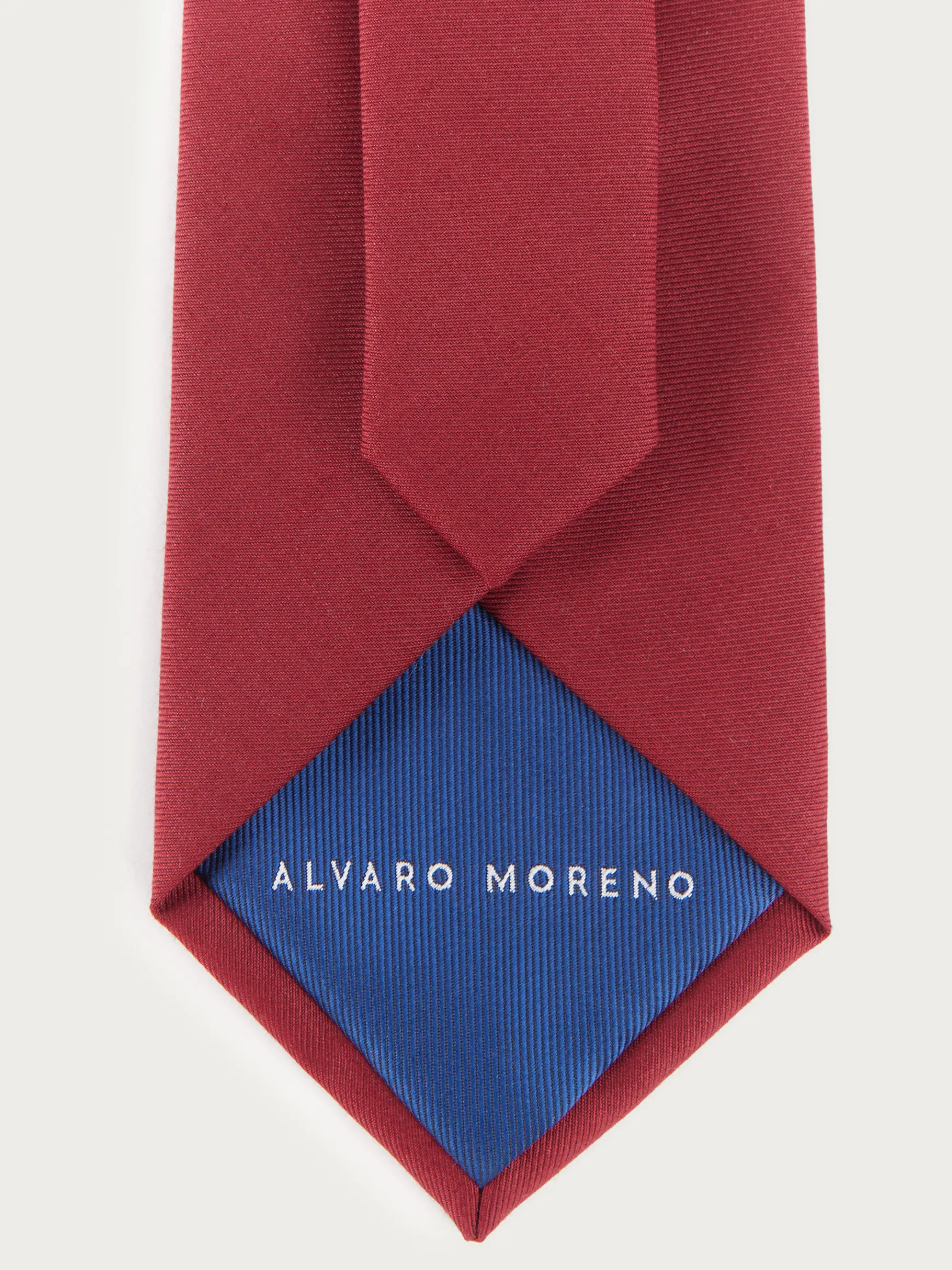 CORBATA LISA MATE-Alvaro Moreno Hot