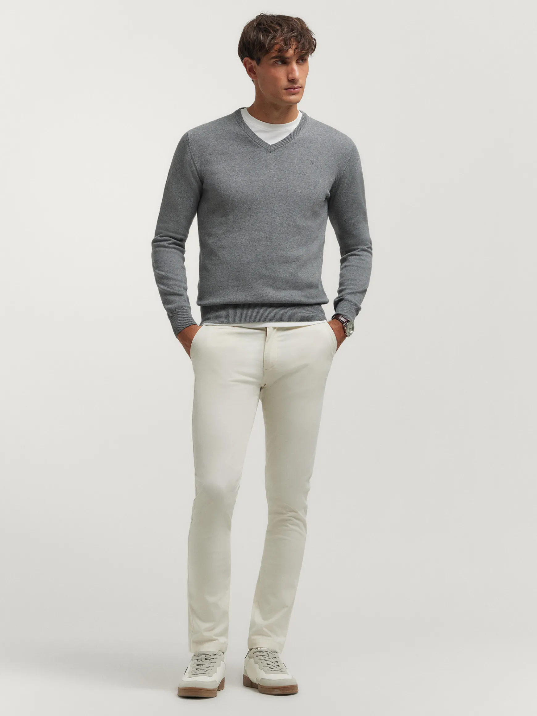 JERSEY V-NECK TRENDY-Alvaro Moreno Online