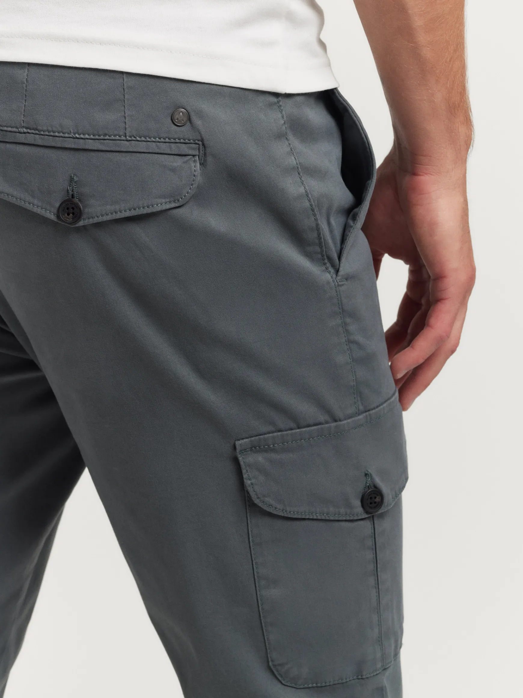 PANTALON BUFFALO-Alvaro Moreno New
