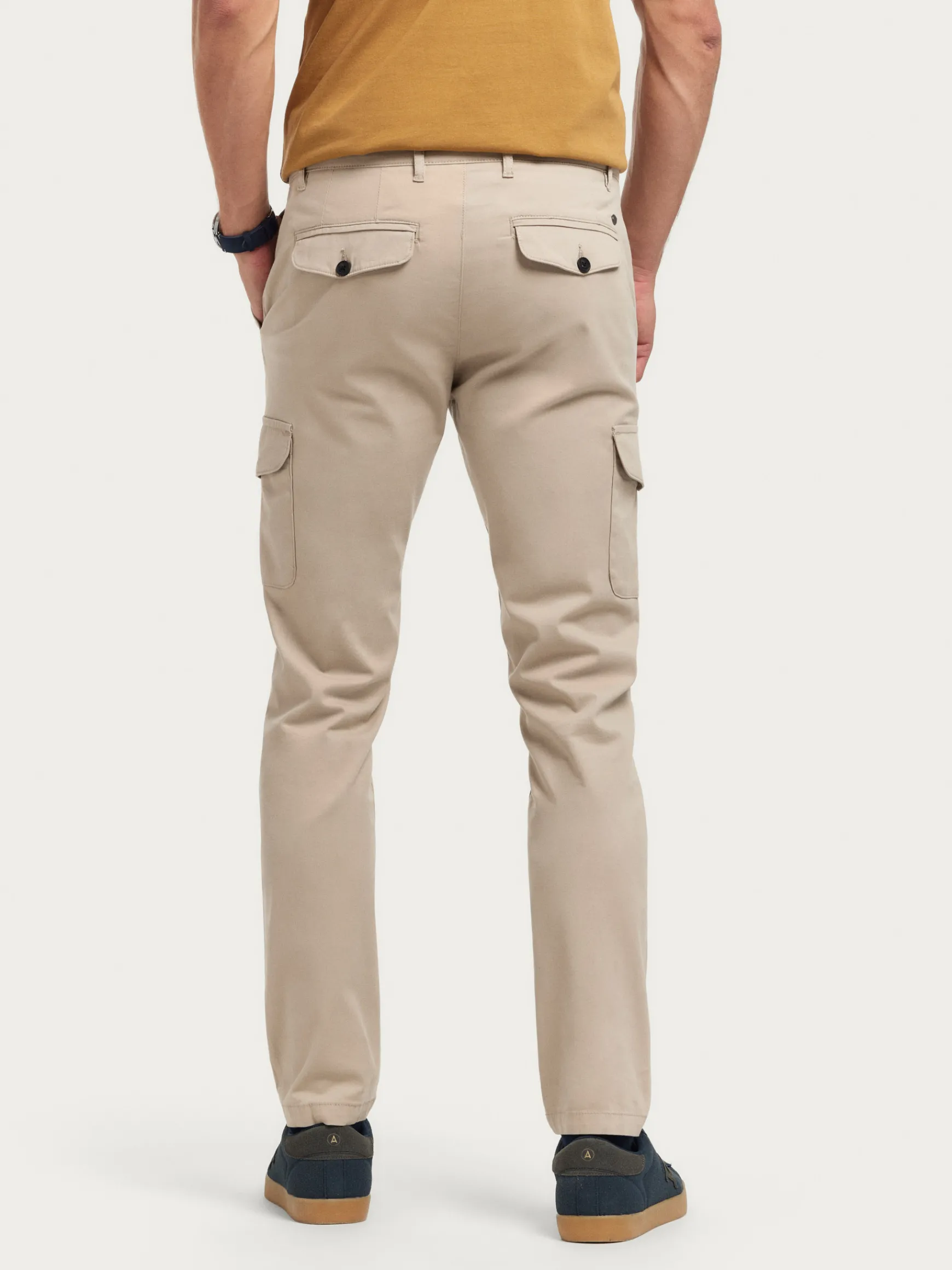 PANTALON BUFFALO-Alvaro Moreno New
