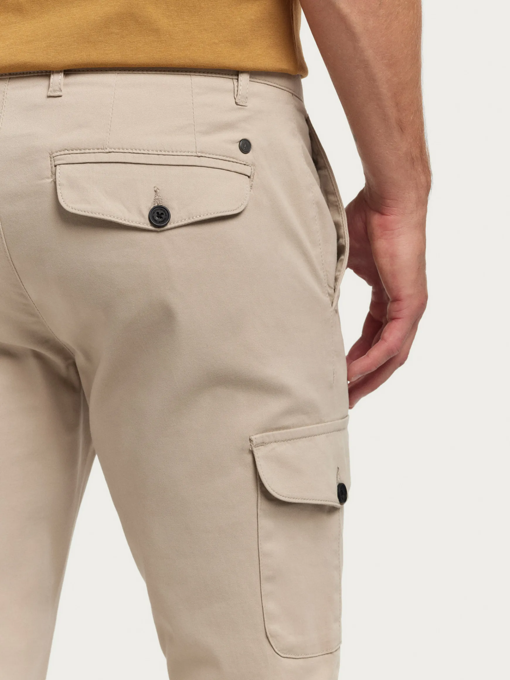 PANTALON BUFFALO-Alvaro Moreno New