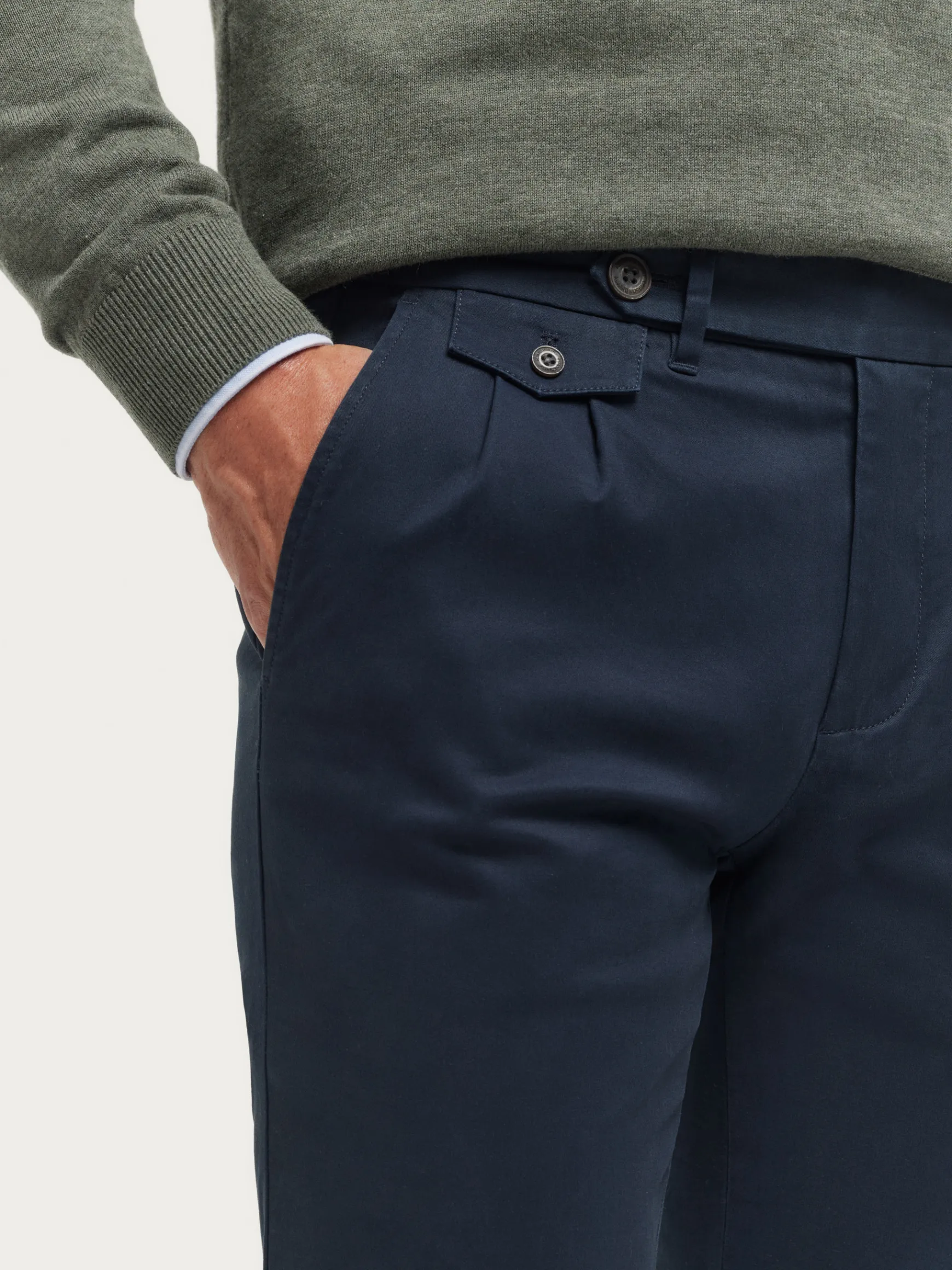 PANTALON CARROT-Alvaro Moreno New
