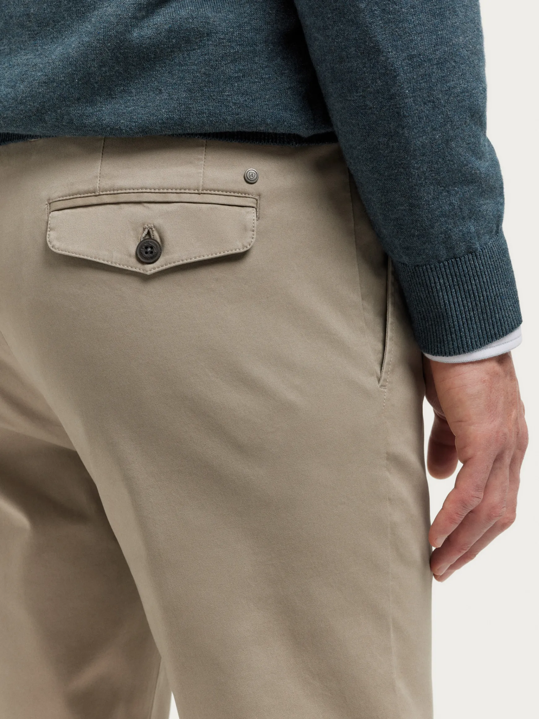 PANTALON CARROT-Alvaro Moreno Sale
