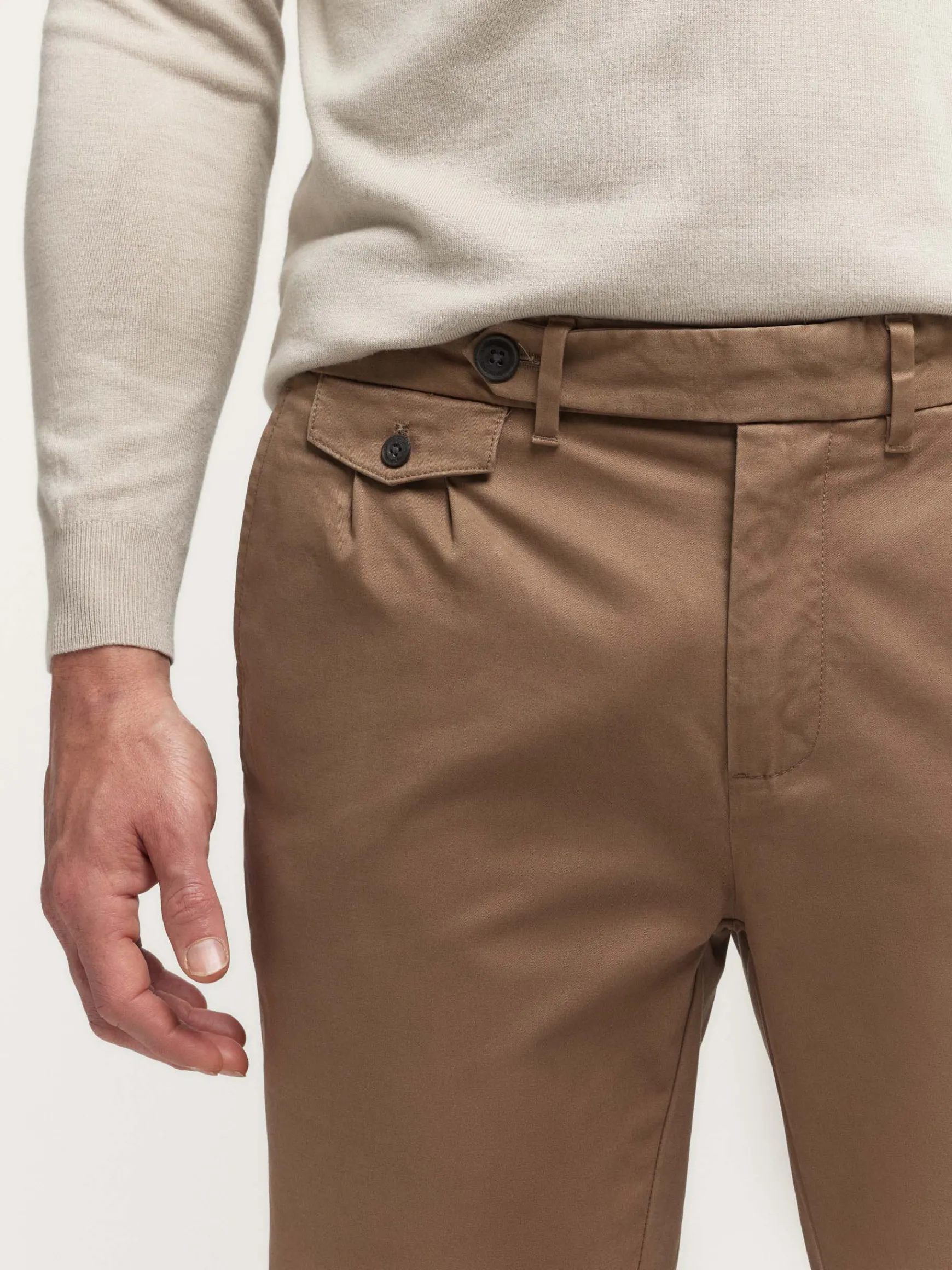 PANTALON CARROT-Alvaro Moreno New