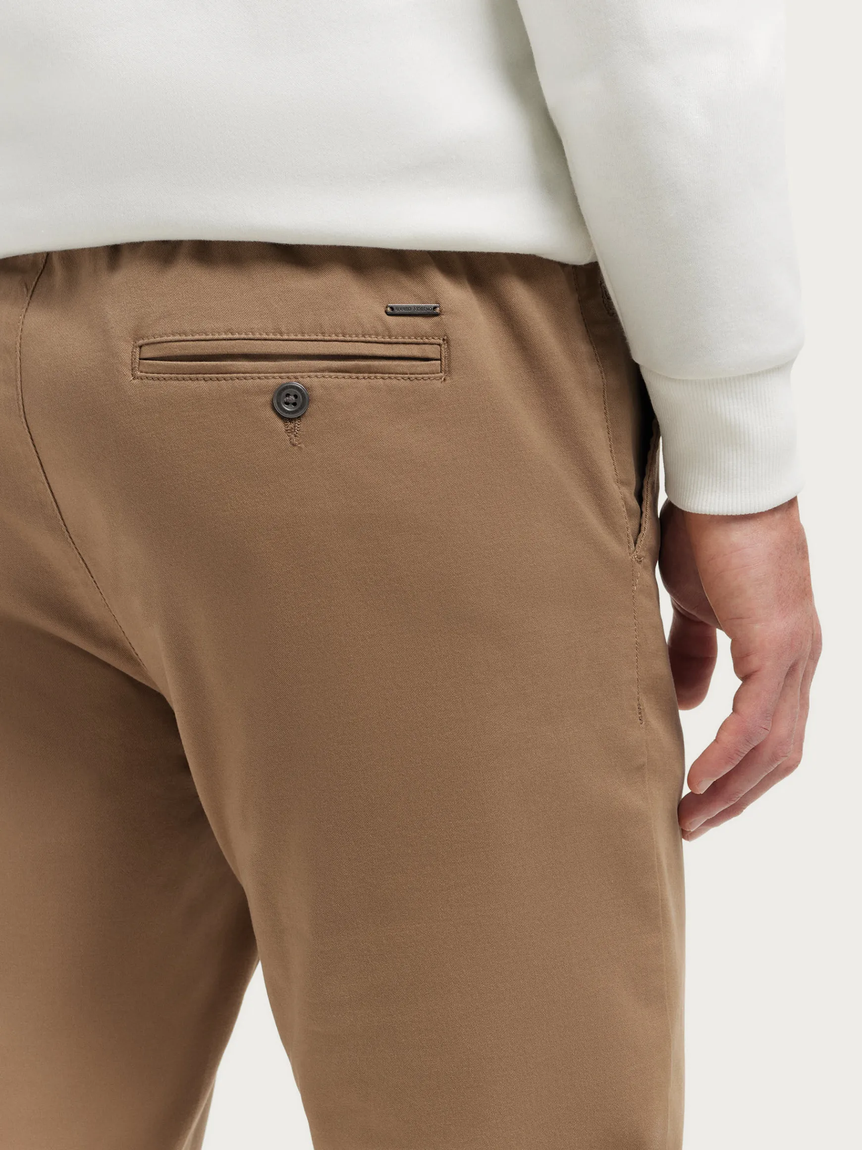 PANTALON DALTON-Alvaro Moreno Sale