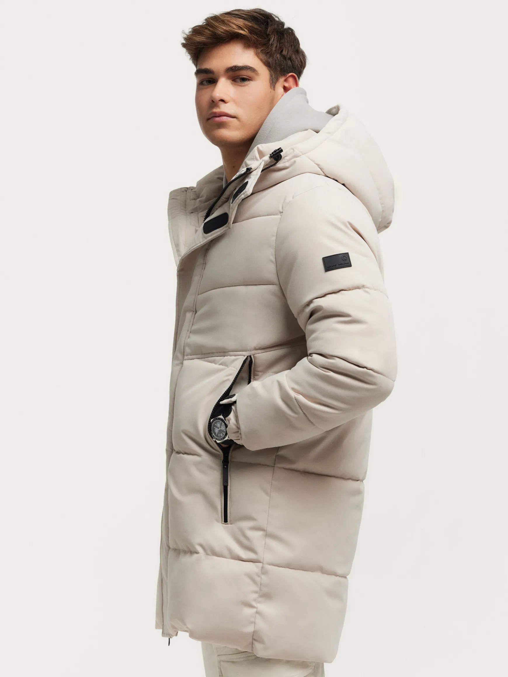PARKA BASKERVILLE-Alvaro Moreno Best