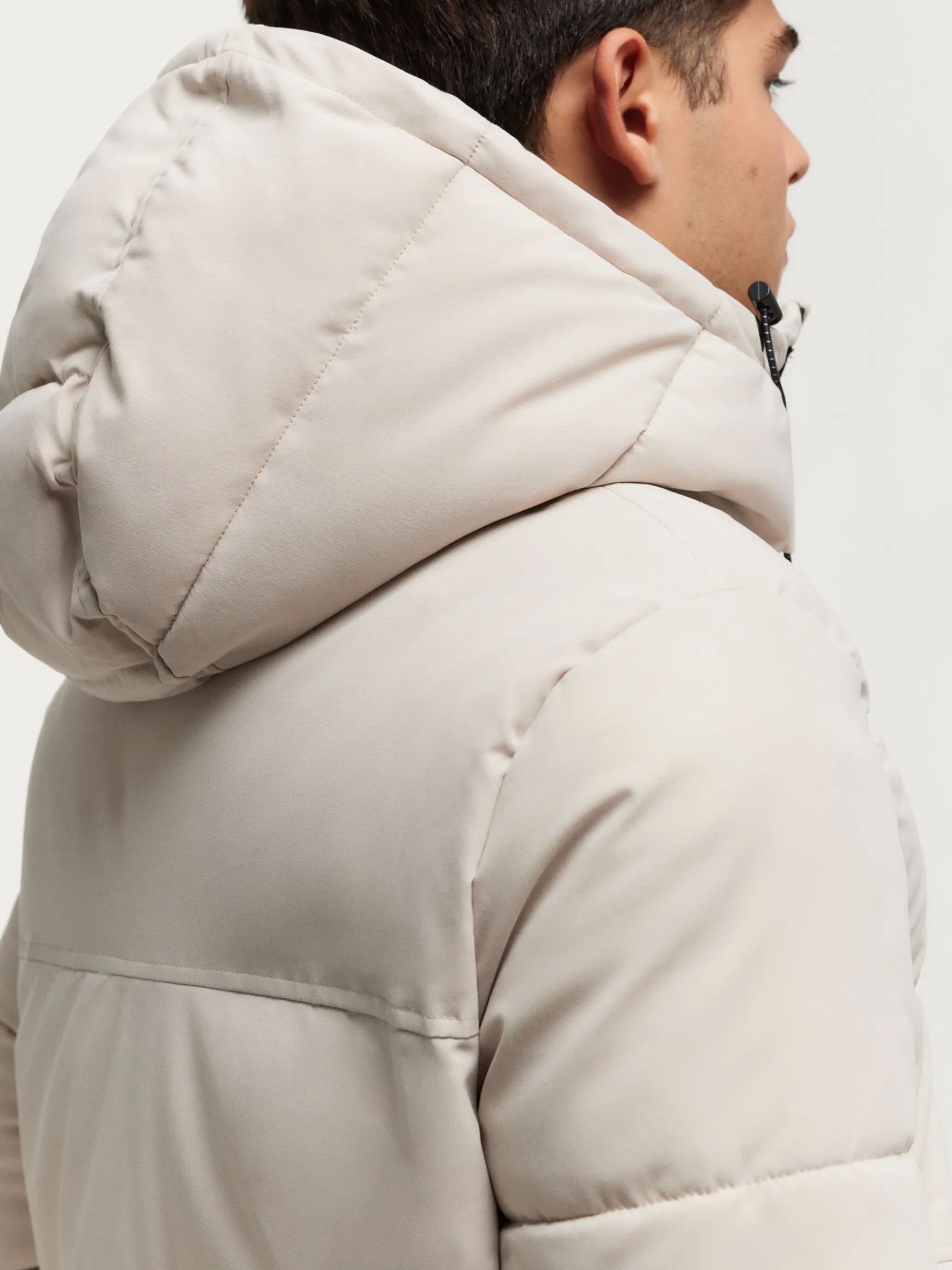 PARKA BASKERVILLE-Alvaro Moreno Best