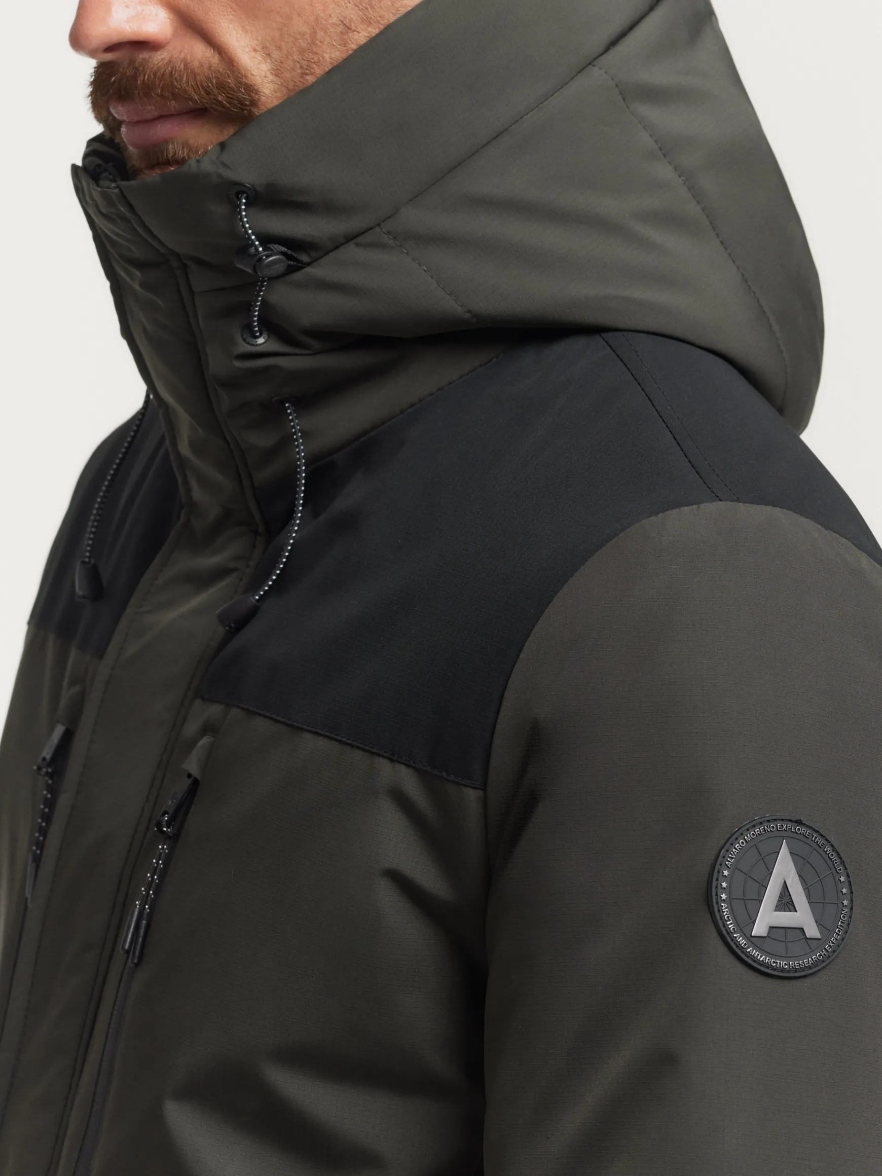 PARKA EXPLORE-Alvaro Moreno