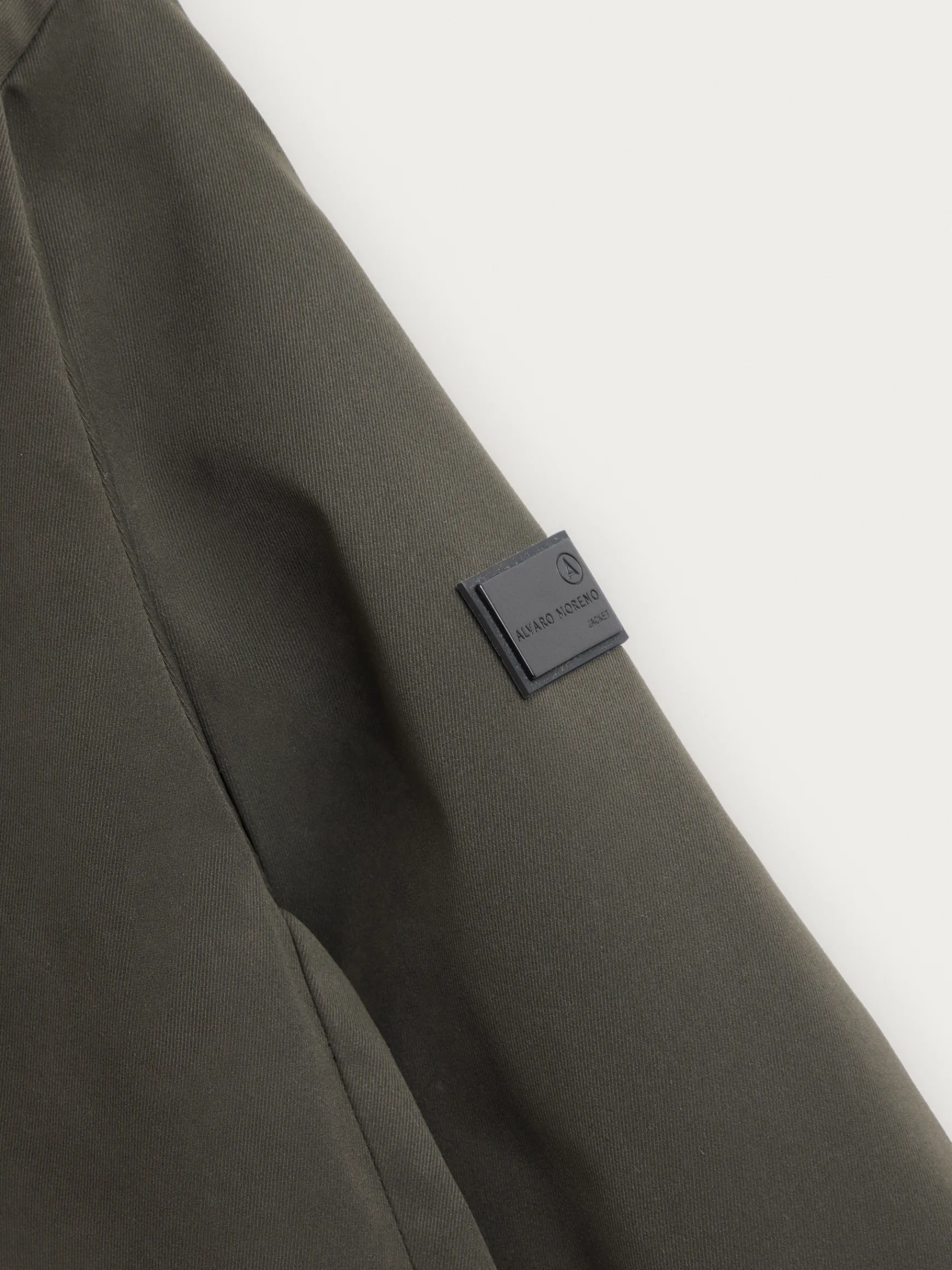 PARKA ROSTER-Alvaro Moreno Online