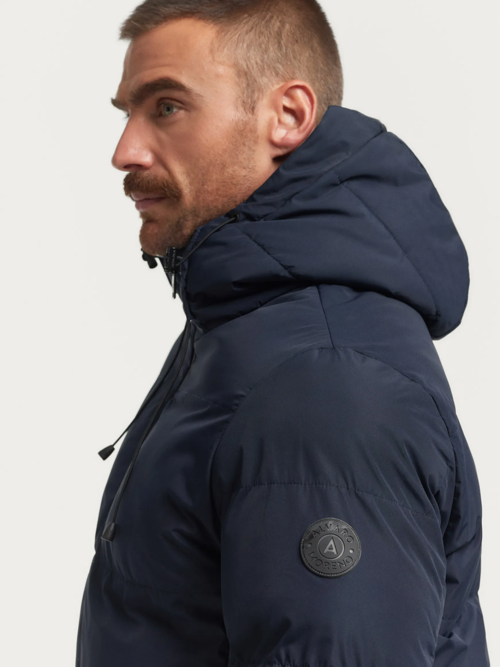 PARKA SKYLINE-Alvaro Moreno New