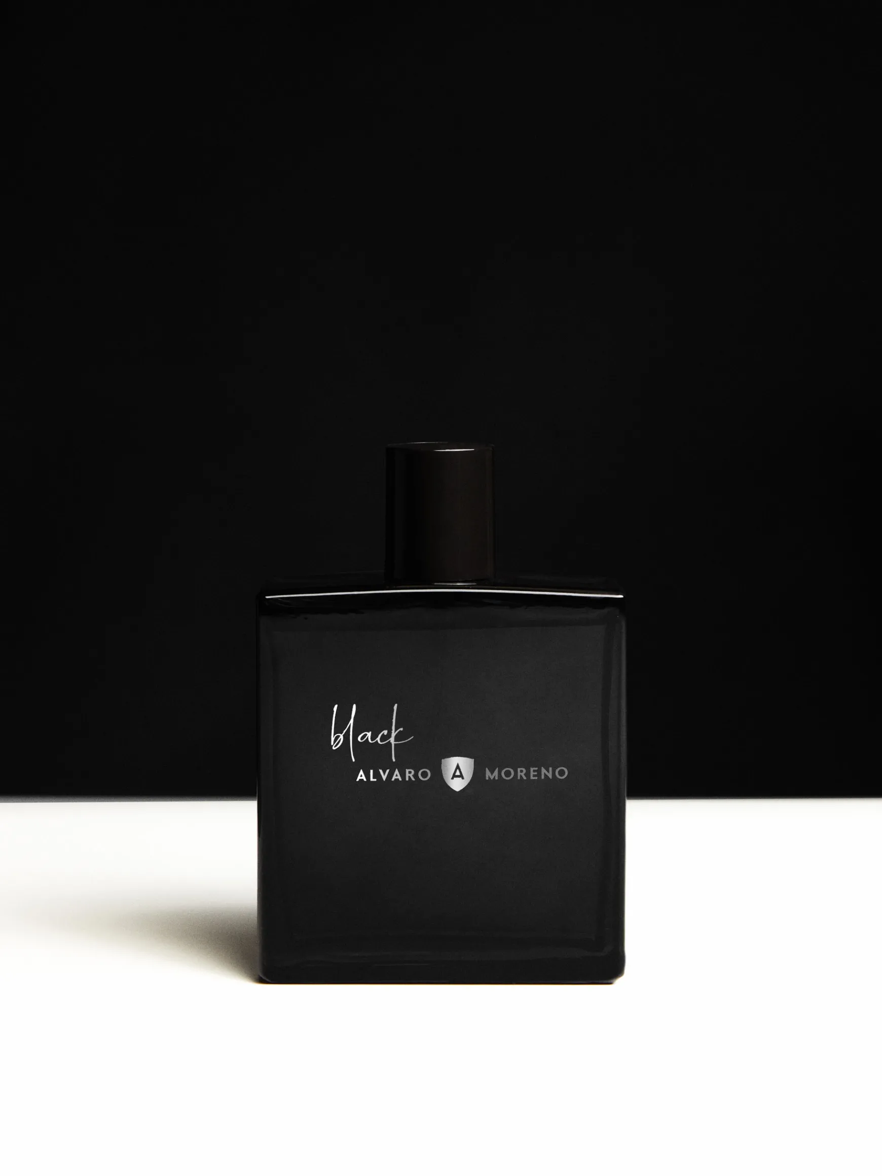 PERFUME AM BLACK-Alvaro Moreno Online