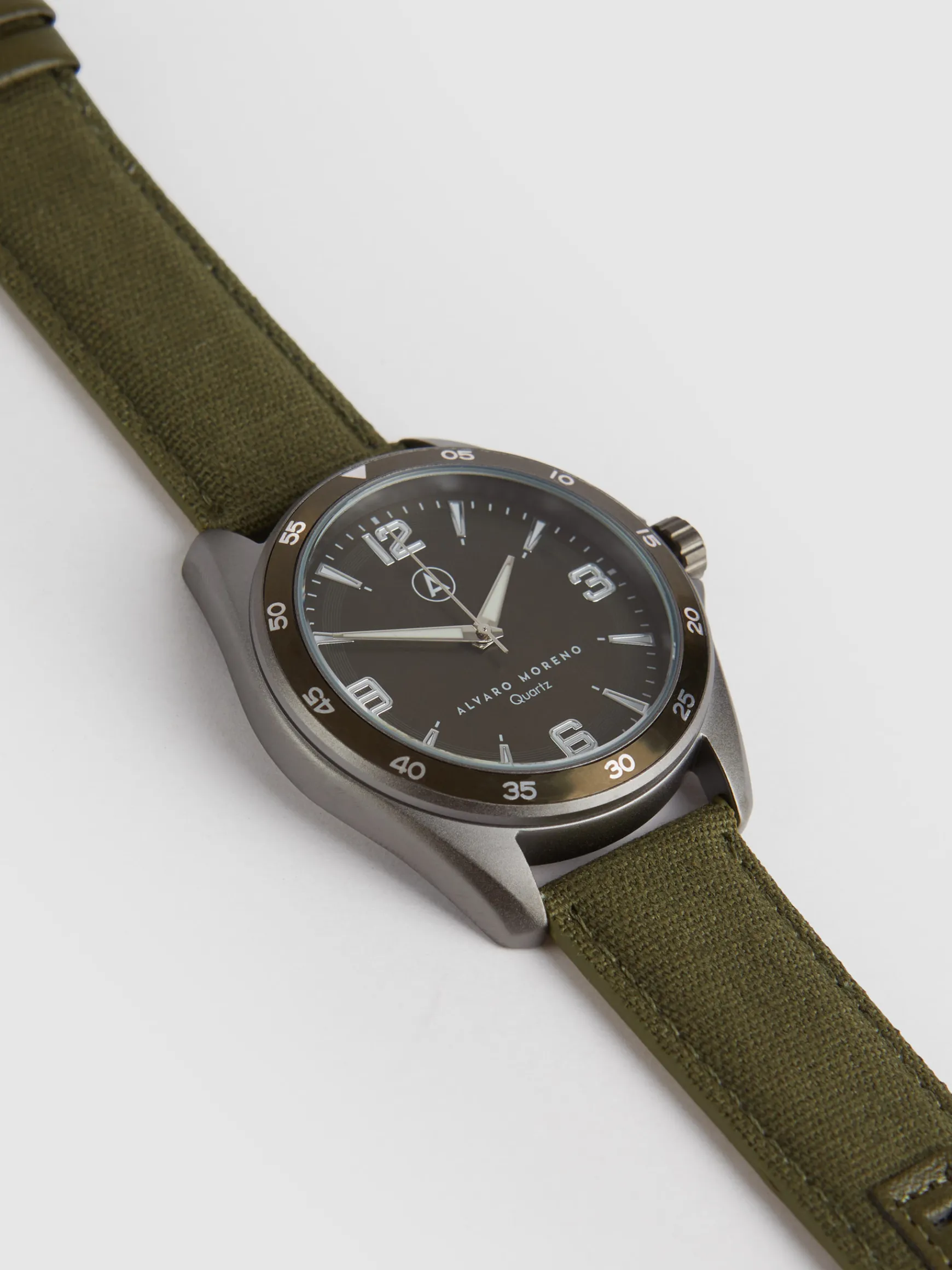 RELOJ CANVAS QUARTZ-Alvaro Moreno Online