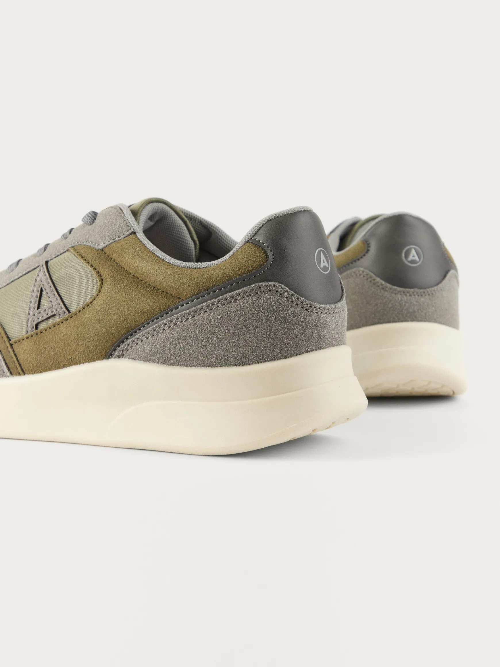 SNEAKERS BRUSSELS-Alvaro Moreno Online