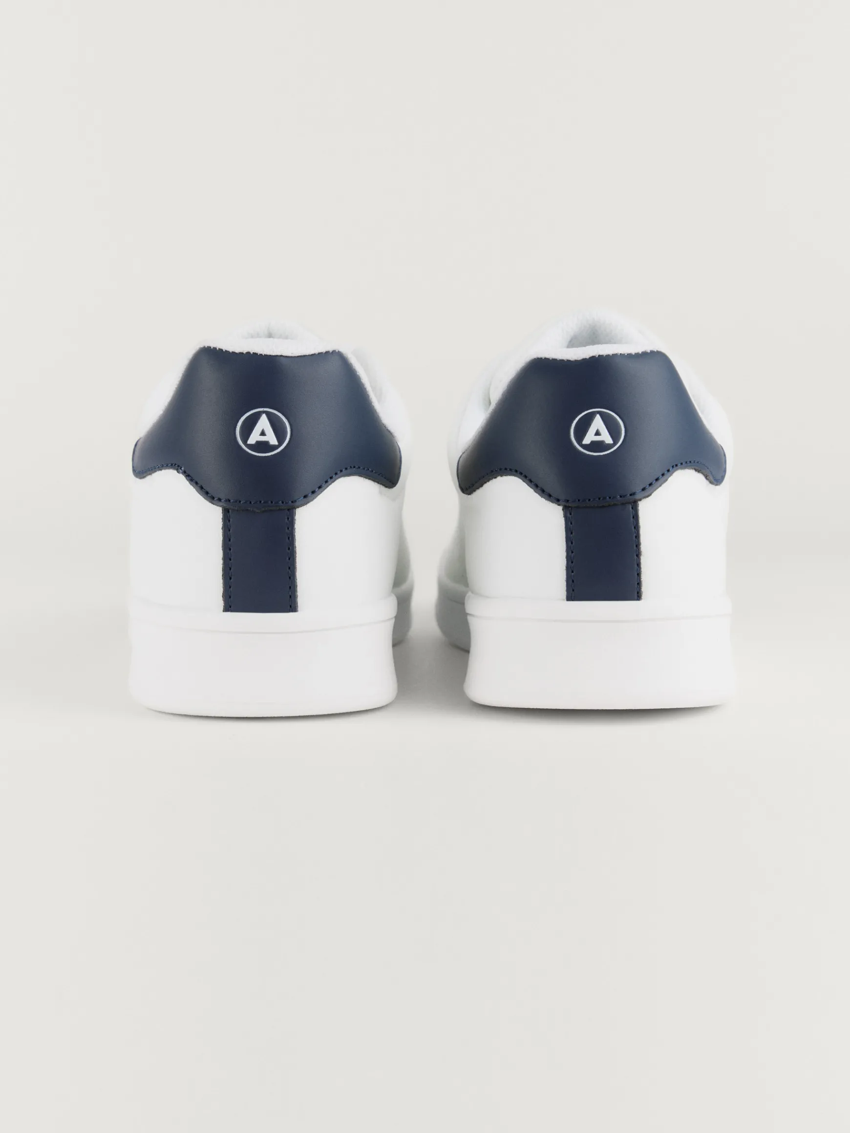 SNEAKERS CLASSIC-Alvaro Moreno New