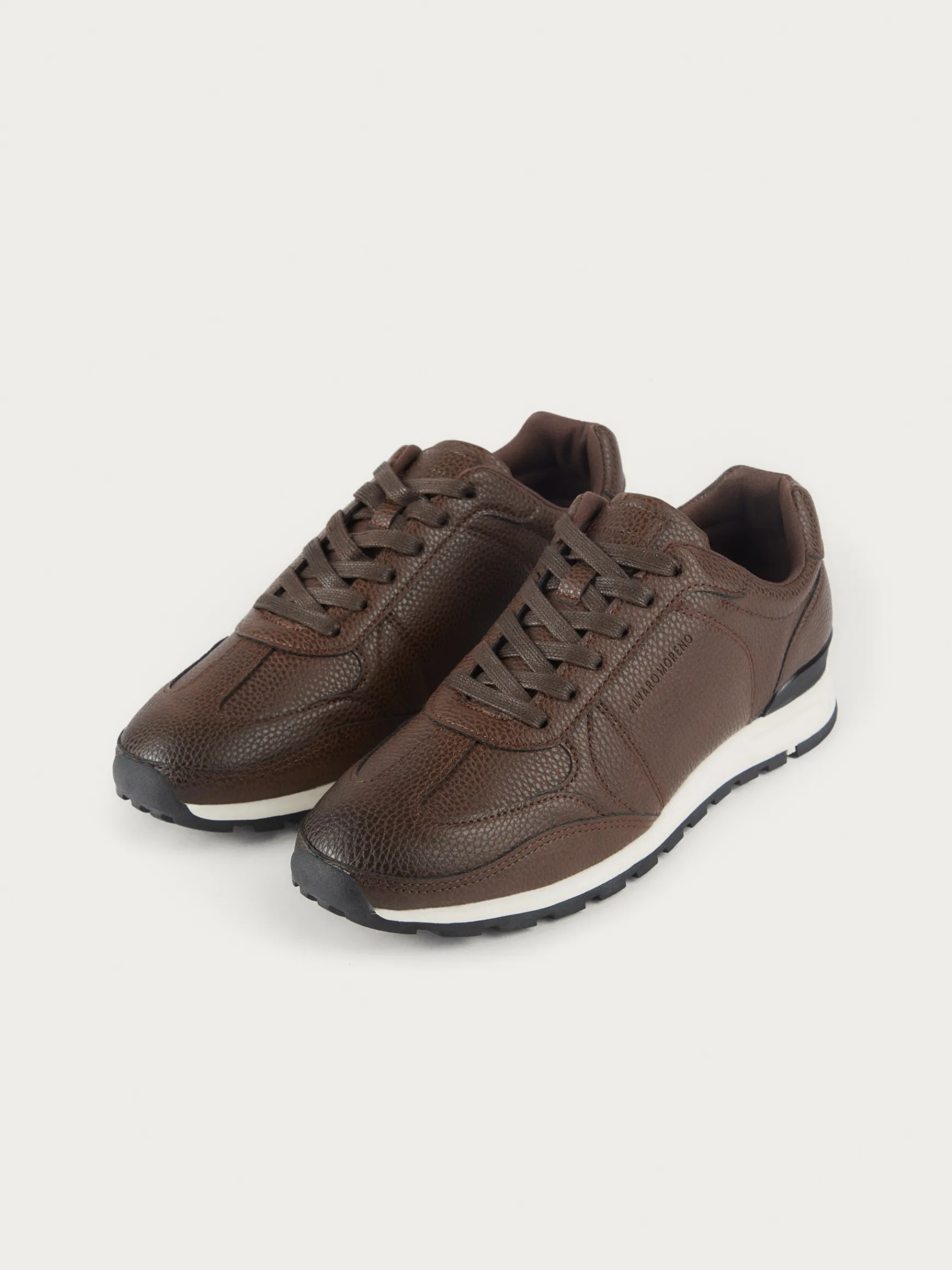 SNEAKERS HOLDEN MARRÓN-Alvaro Moreno Hot
