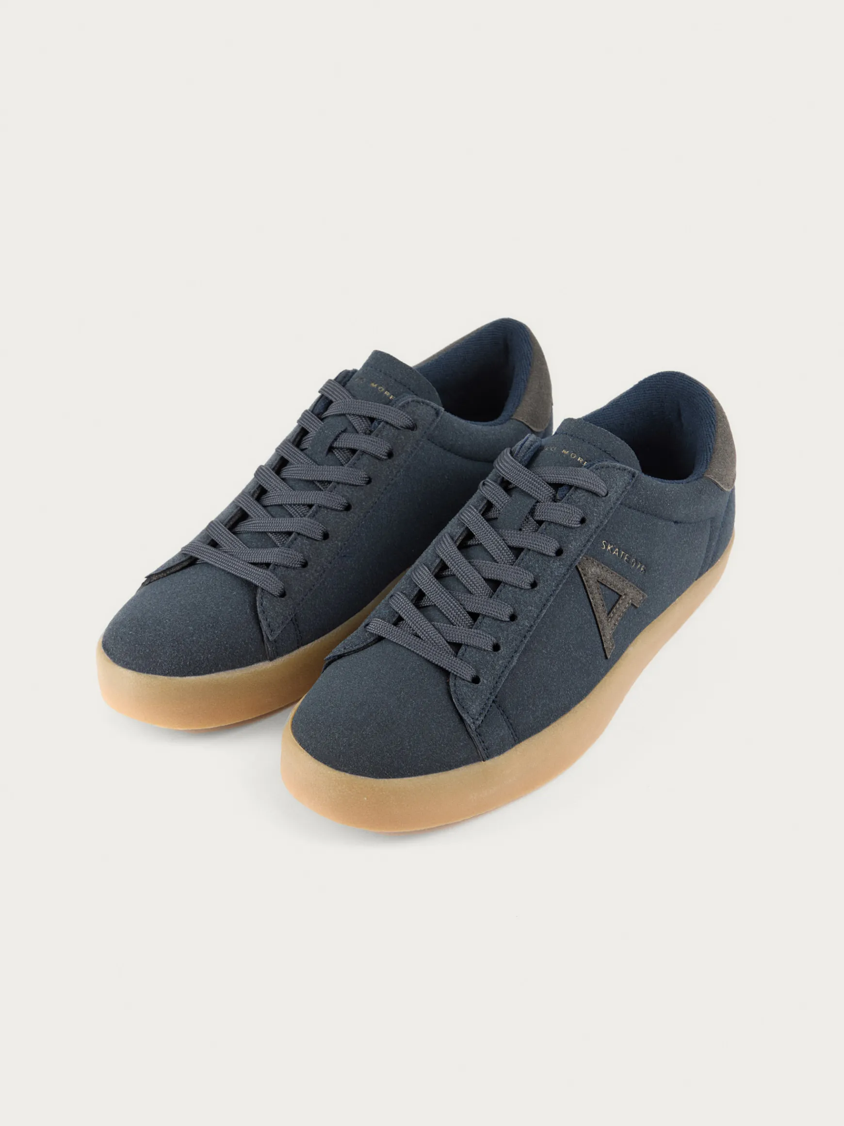 SNEAKERS SKATE-Alvaro Moreno