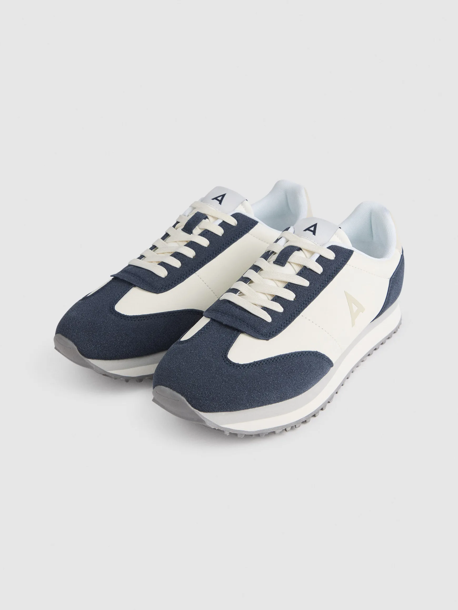 SNEAKERS SLAM-Alvaro Moreno Online