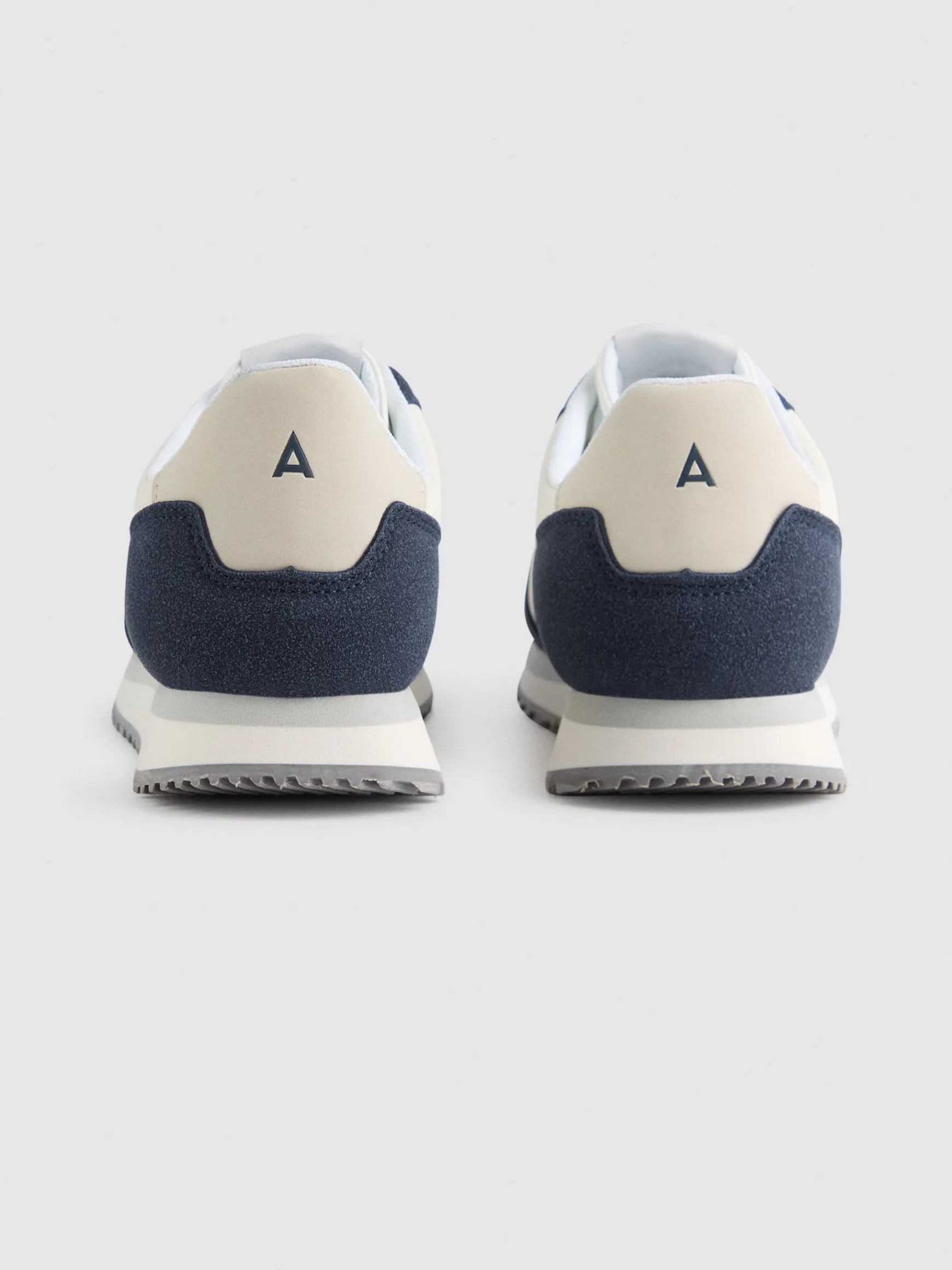 SNEAKERS SLAM-Alvaro Moreno Online