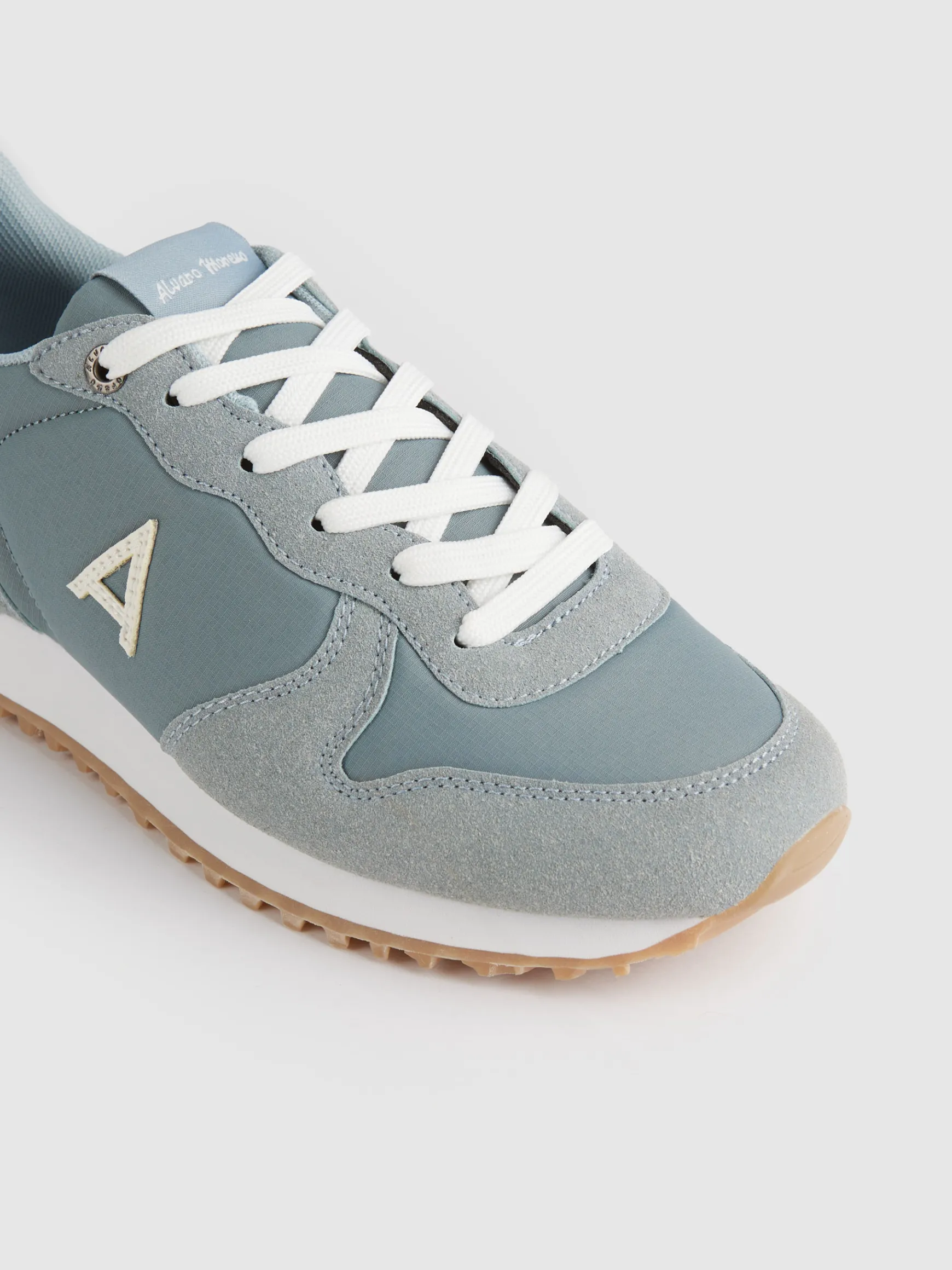 SNEAKERS VIBES KIDS-Alvaro Moreno Hot