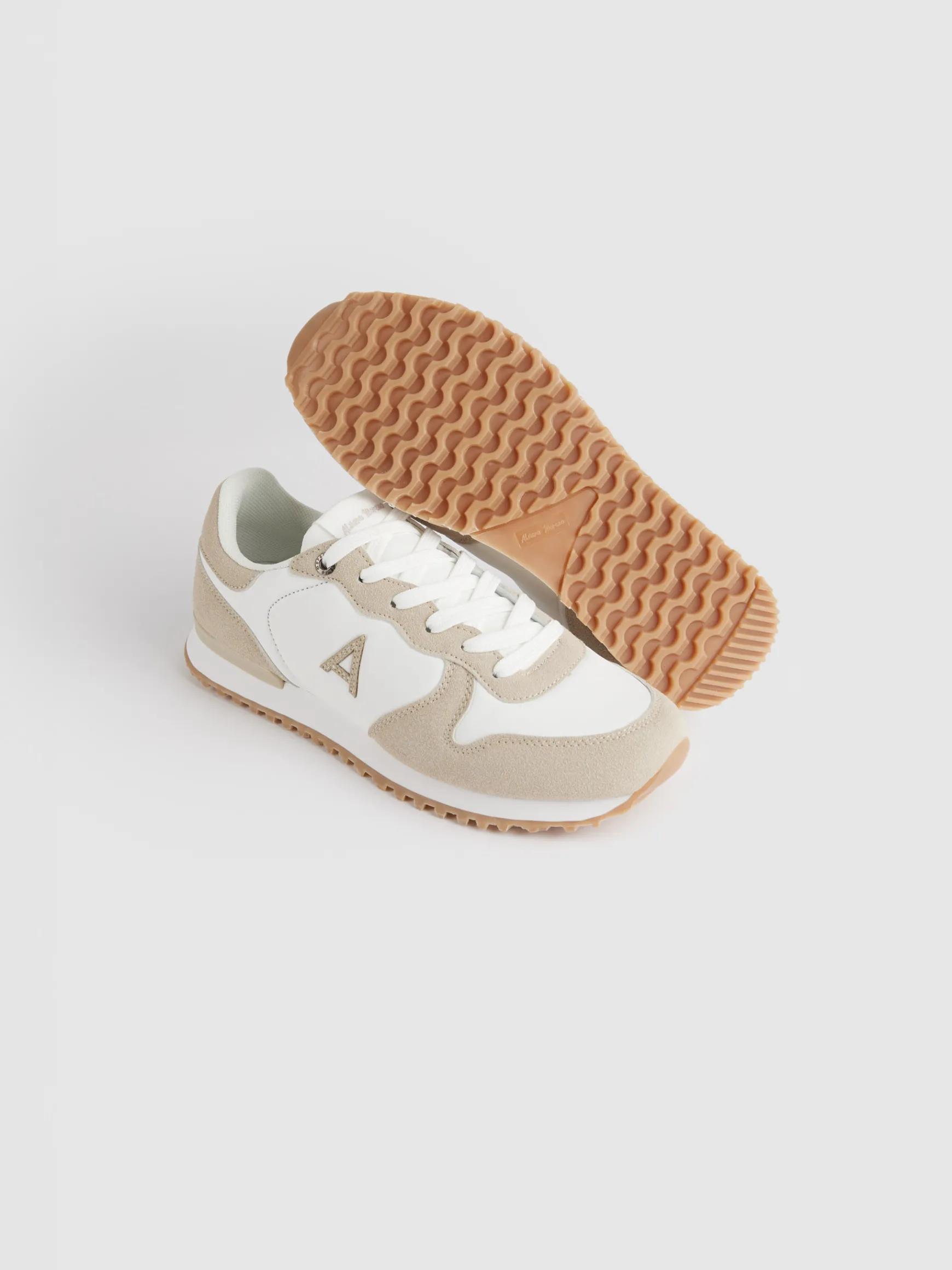 SNEAKERS VIBES KIDS-Alvaro Moreno New
