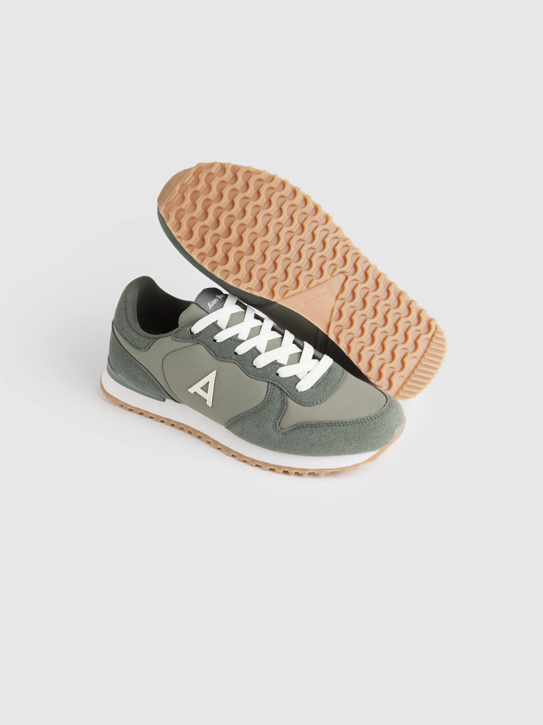 SNEAKERS VIBES KIDS-Alvaro Moreno Best