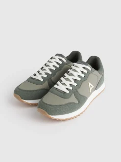 SNEAKERS VIBES-Alvaro Moreno Best