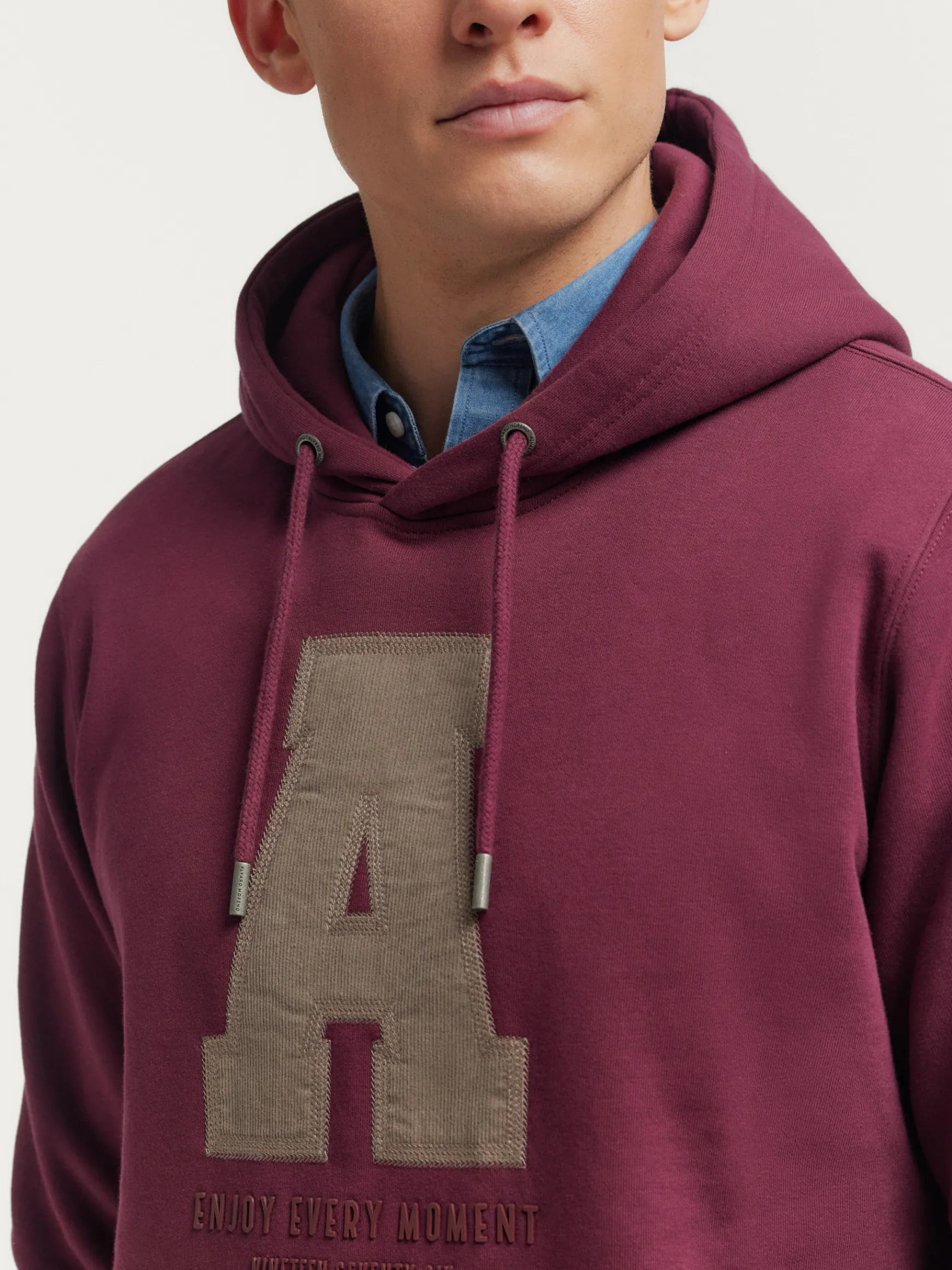 SUDADERA MOMENT-Alvaro Moreno Hot