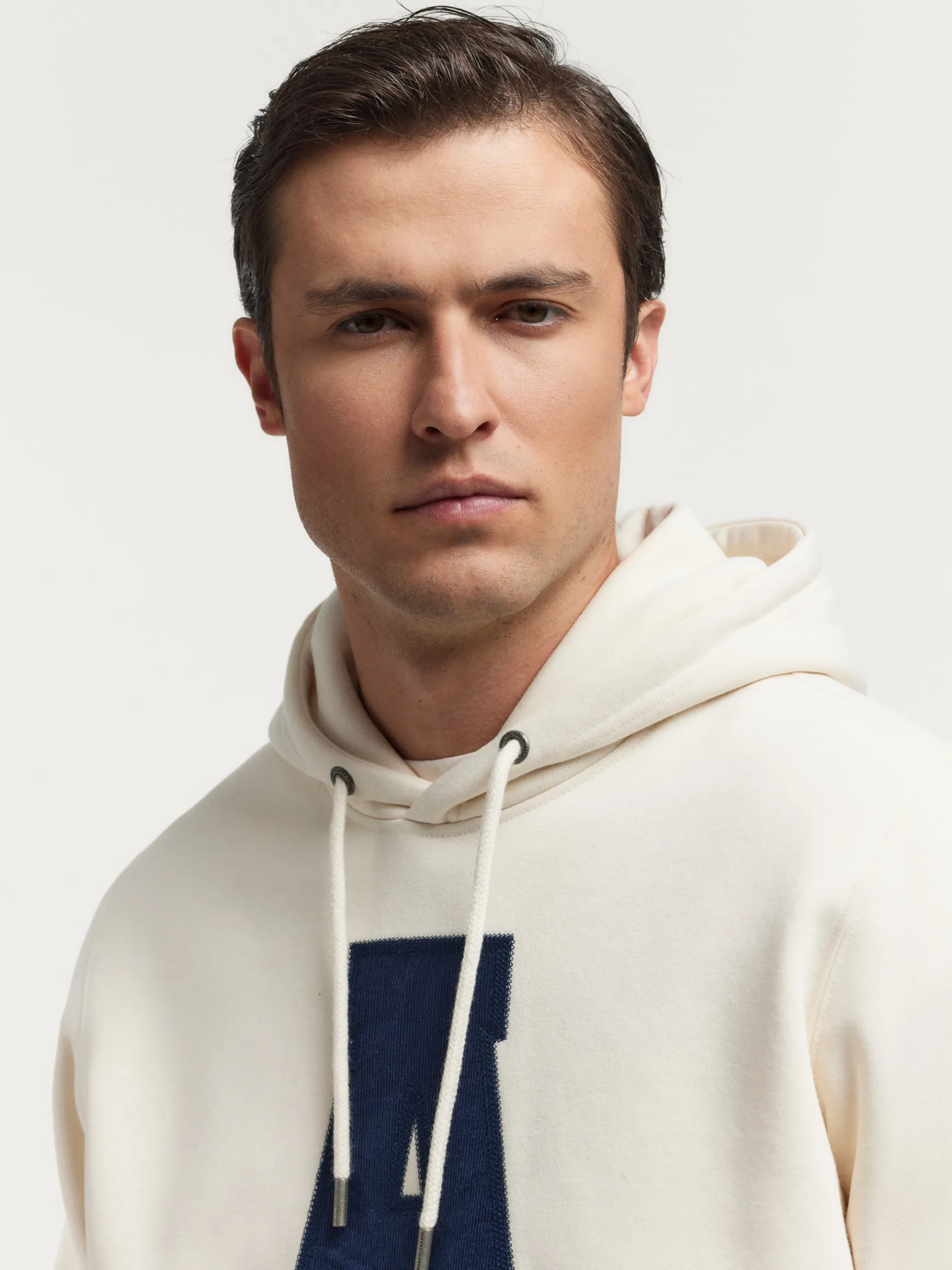 SUDADERA MOMENT-Alvaro Moreno New
